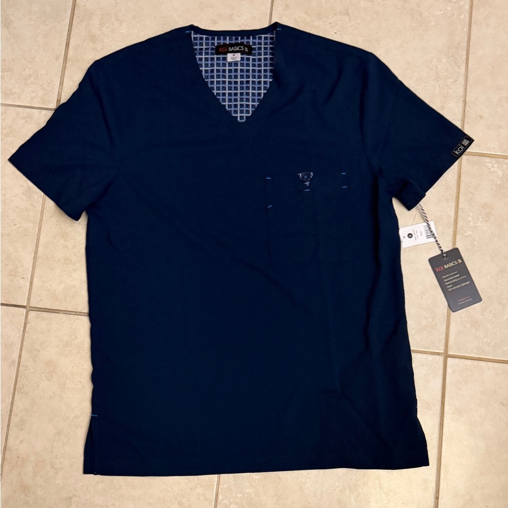 Koi Men’s Bryan Scrub Top